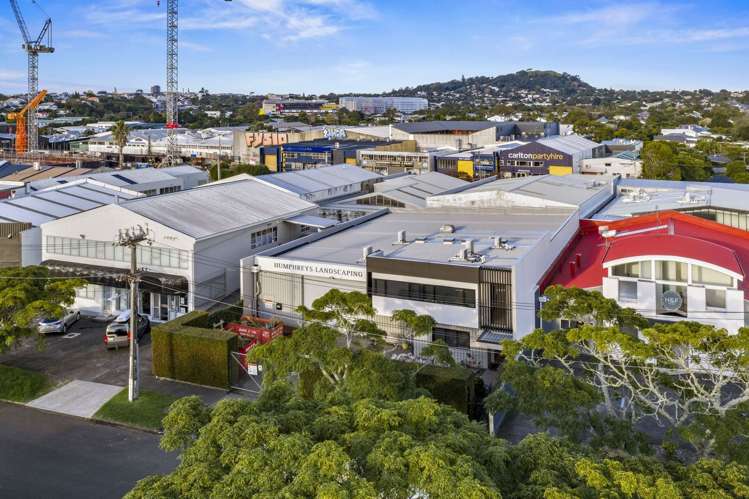 8 Gordon Road Morningside_14