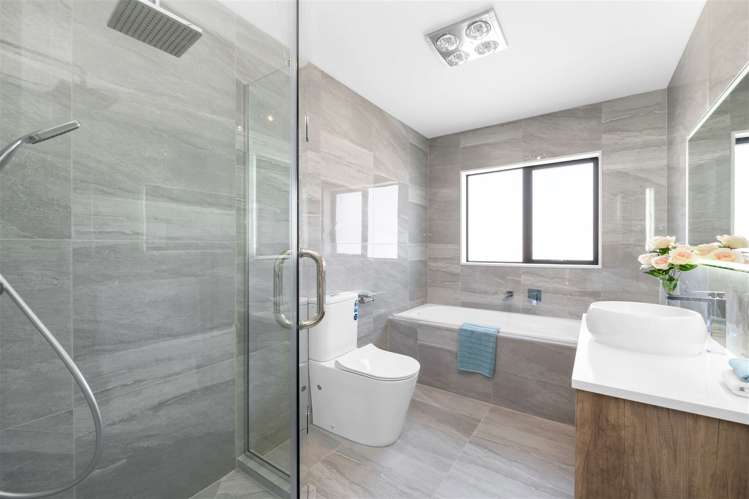 19 Aklander Rise Flat Bush_18