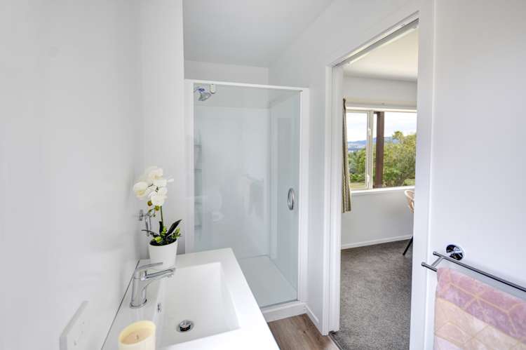 5 Main South Road East Taieri_18