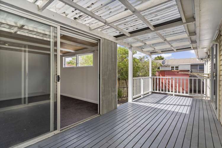 69 Matipo Road Te Atatu Peninsula_15