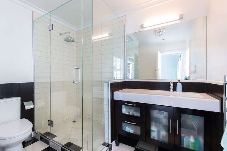 60 Marine Parade Mellons Bay_29