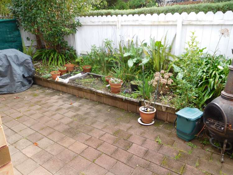 2/16 Margaret Place Milford_13