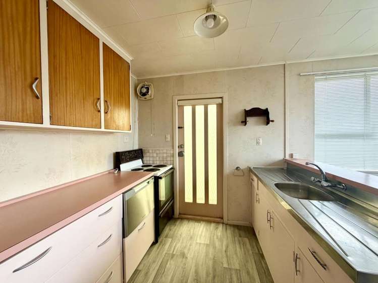 14 Huatoki Street 10844_4