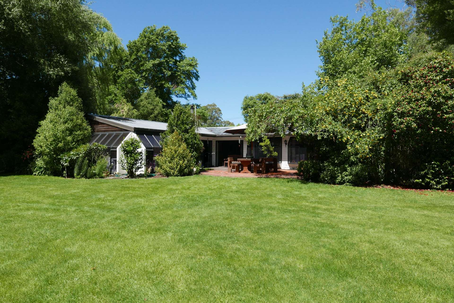 448 Sawyers Arms Road Harewood Christchurch City Houses for Sale