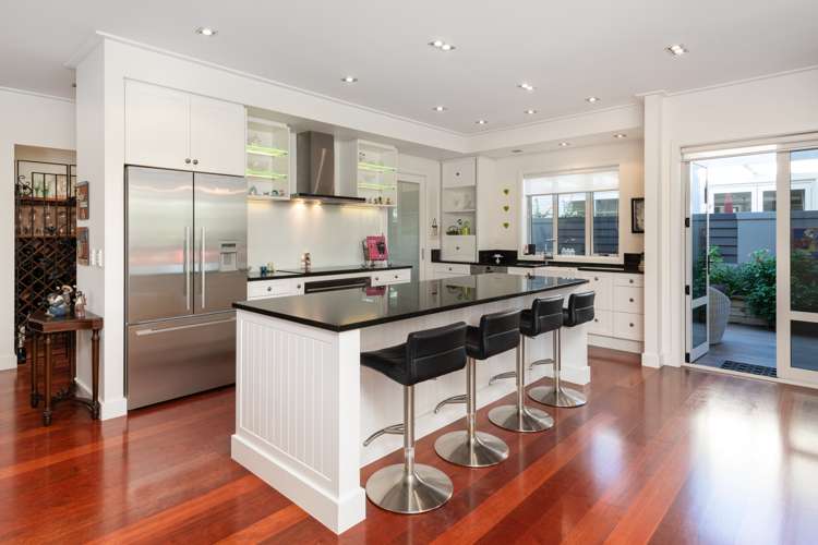 9 Riviera Court Papamoa_1
