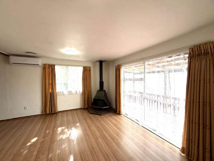 25 Trias Road Totara Vale_2