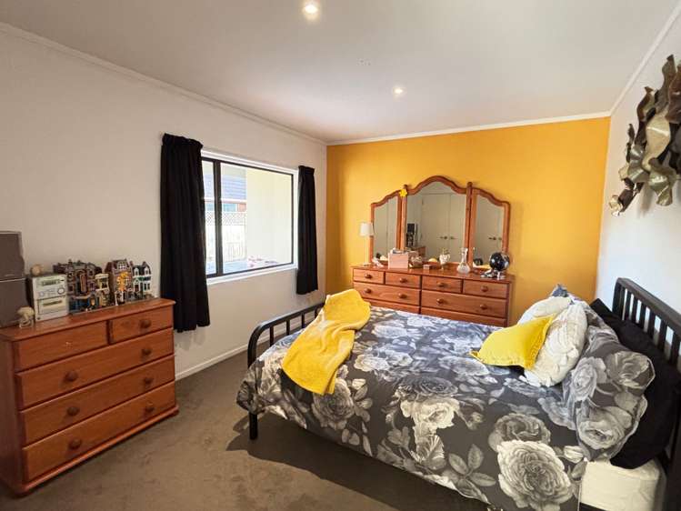 1/14 Duncan Street Tawa_13