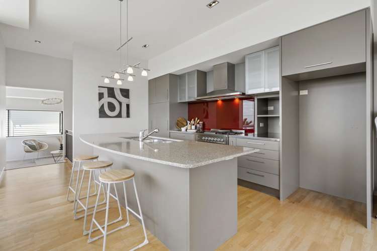 31 Merani Street Narrow Neck_15