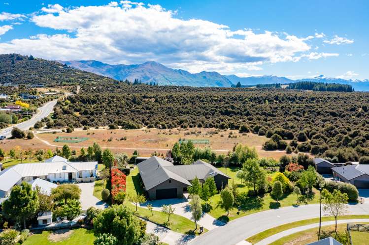 9 Hikuwai Drive Albert Town_22