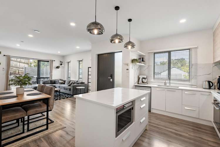 19 Jezero Drive_4