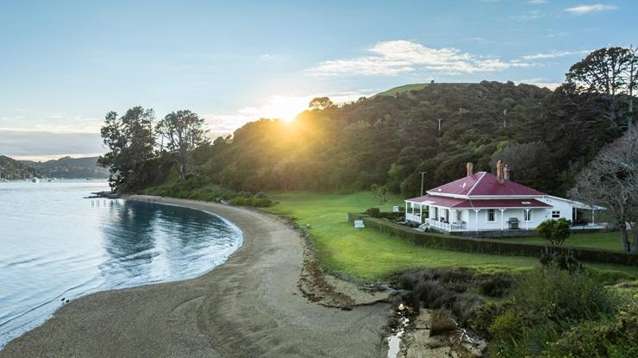 Hollywood stars hot for Waiheke’s ‘Cold War bolthole’ and the NDAs are flying