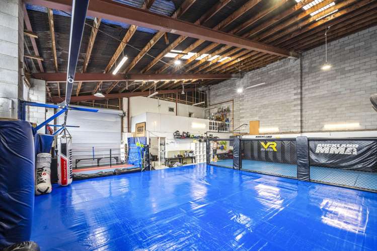 54 and 56 Ben Lomond Crescent Pakuranga_7