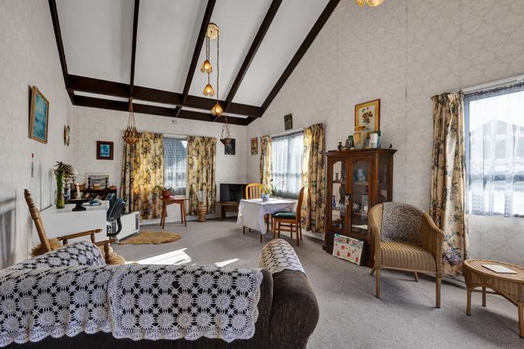 2/19 Kenmore Street Westown_10