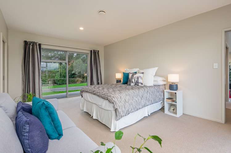 252 Polson Hill Drive Aokautere_9