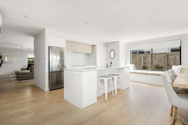 18 Hugo Way Papamoa_3