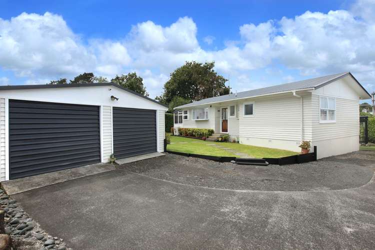 46 Makora Road Massey_16