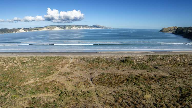 3 Kereru Place Māhia_19