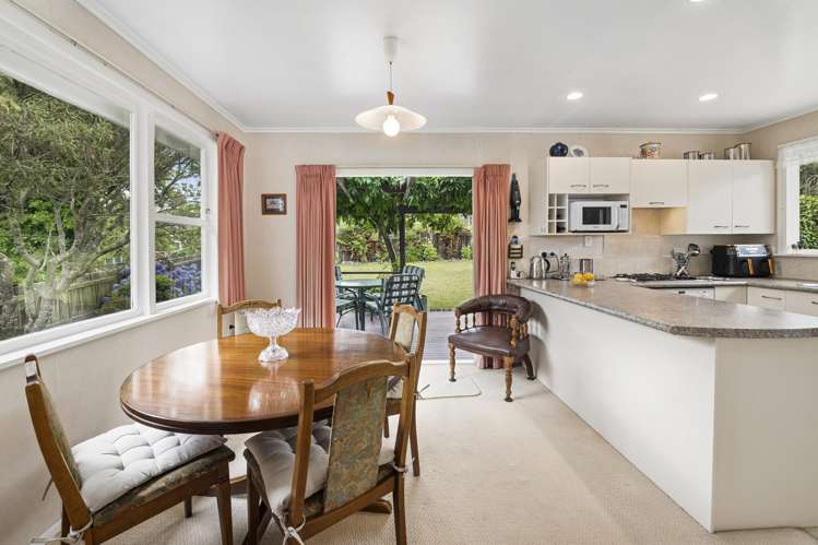 33 Alastair Avenue Owhata_6