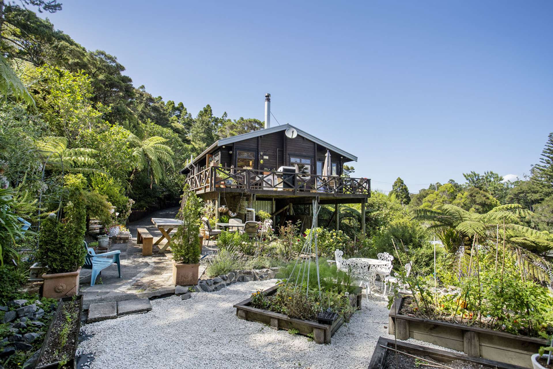 747 South Titirangi Road Titirangi_0