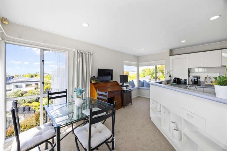 2/134 Bleakhouse Road Mellons Bay_12