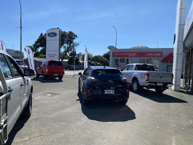 51 High Street Hawera_9