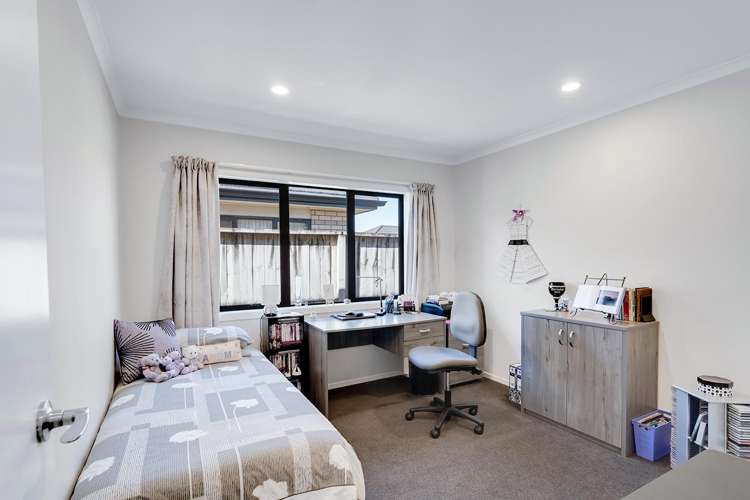 3/37 Saxbys Road Glenview_11