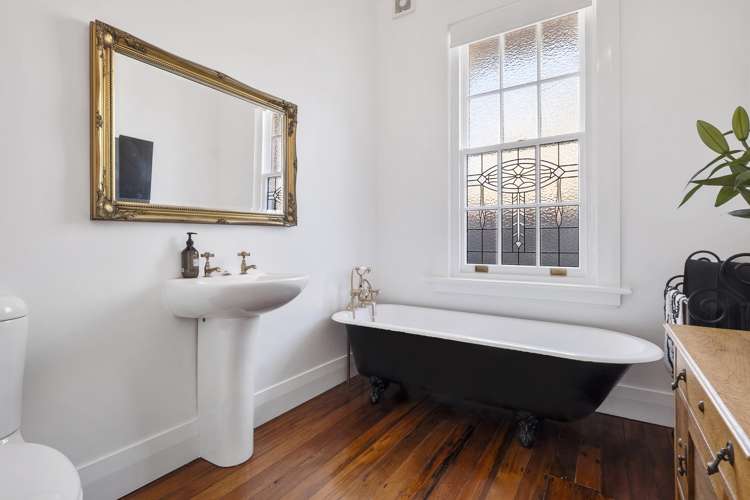 6 Ings Avenue Saint Clair_17