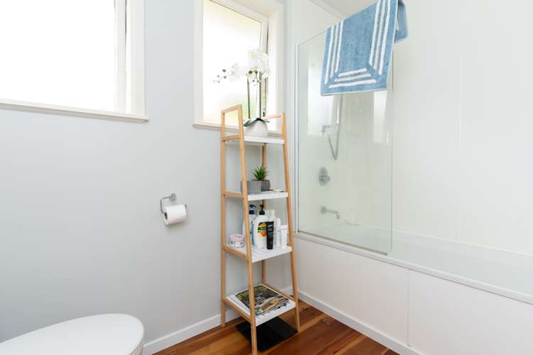 2 Croxley Place Terrace End_9