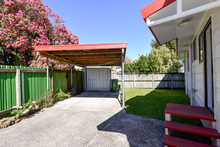 8b Edinburgh Road Hillcrest_15