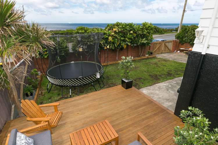 146 Owhiro Bay Parade Owhiro Bay_11