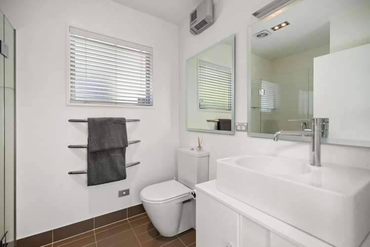 7 Stone Ridge Place Queenstown_19