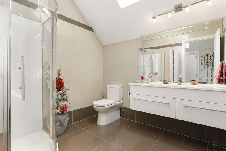 186 Boord Crescent Kumeu_19