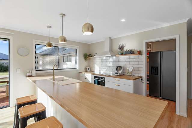 11 Aerodrome Road Burleigh_1