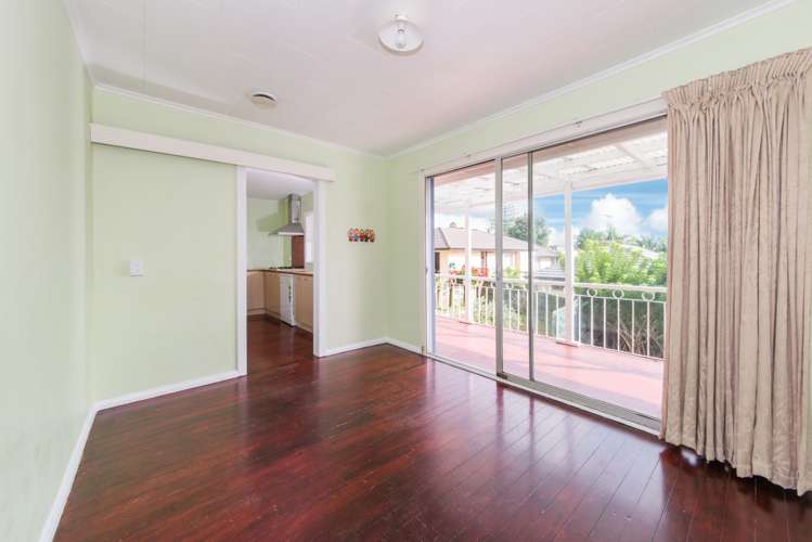 14 Kokiri Street Te Atatu South_12