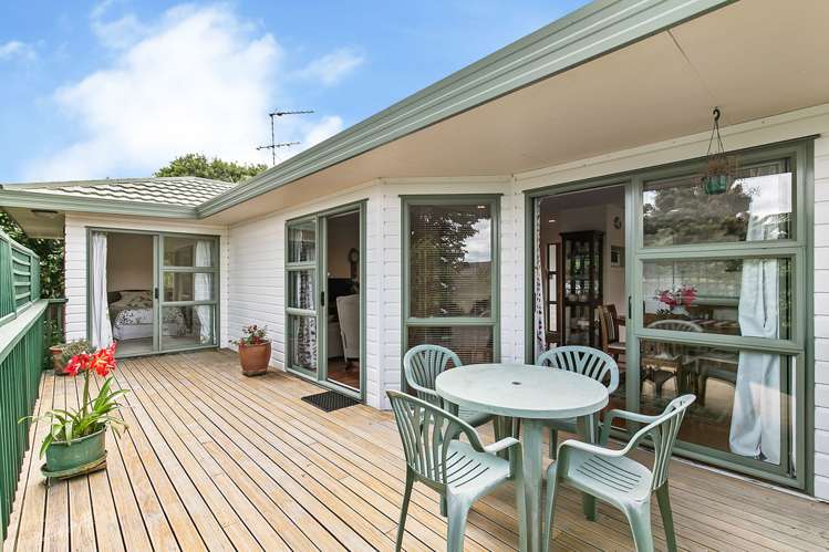 51a Kervil Avenue Te Atatu Peninsula_1