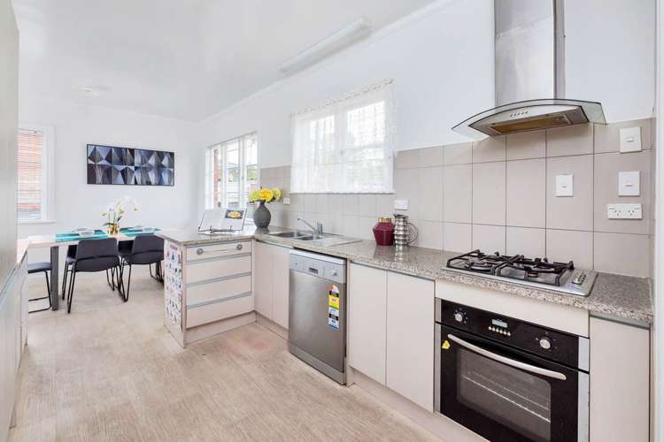 7 Griffen Park Road Mount Roskill_9