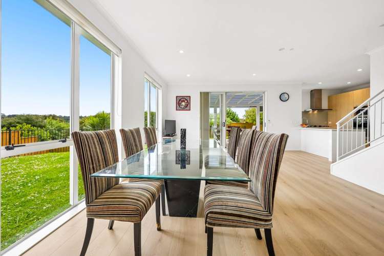 77 Mackay Drive Greenhithe_8