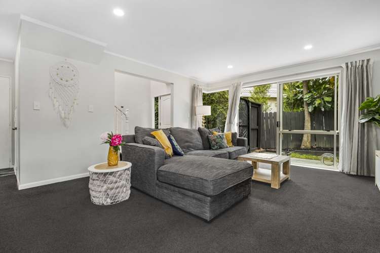2/13 Perendale Close Somerville_5
