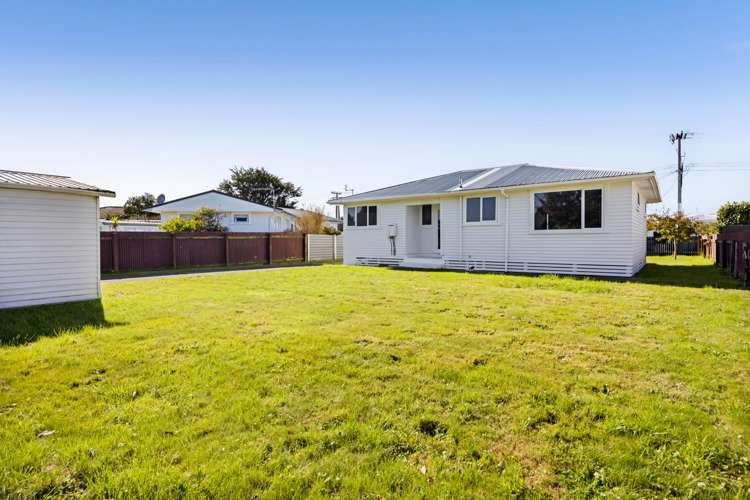 13 Murray Avenue Hawera_24