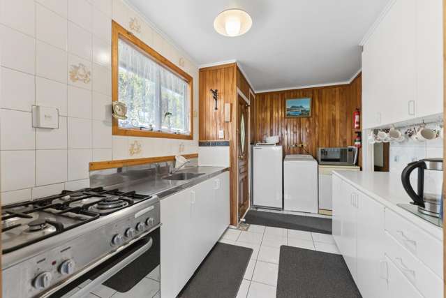 13 Ward Crescent Te Atatu Peninsula_4