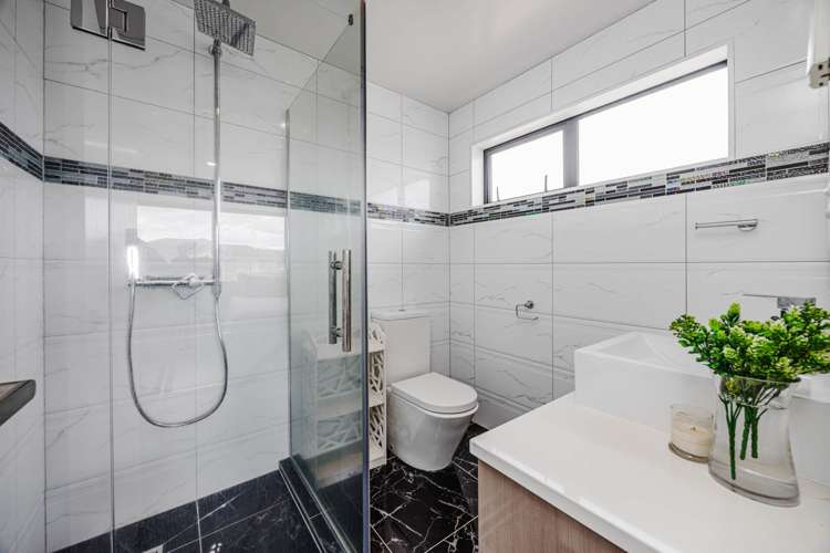 3 Castlederg Drive Flat Bush_19