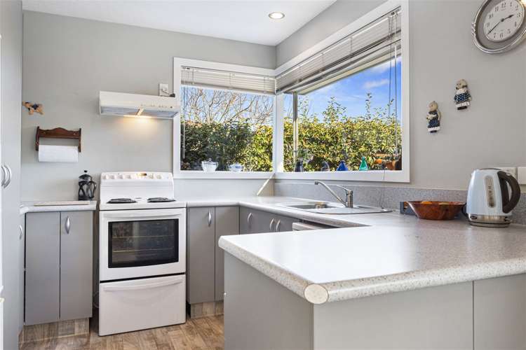 11 Stopforth Street Woodend_7