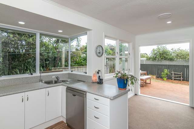 33 Rimu Road Raumati Beach_3