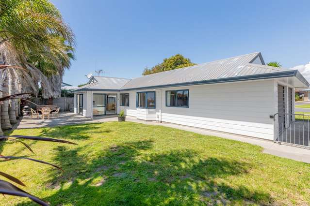 11 Checketts Place Papamoa_1