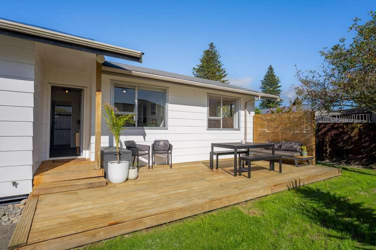 103 Main Highway Otaki_19