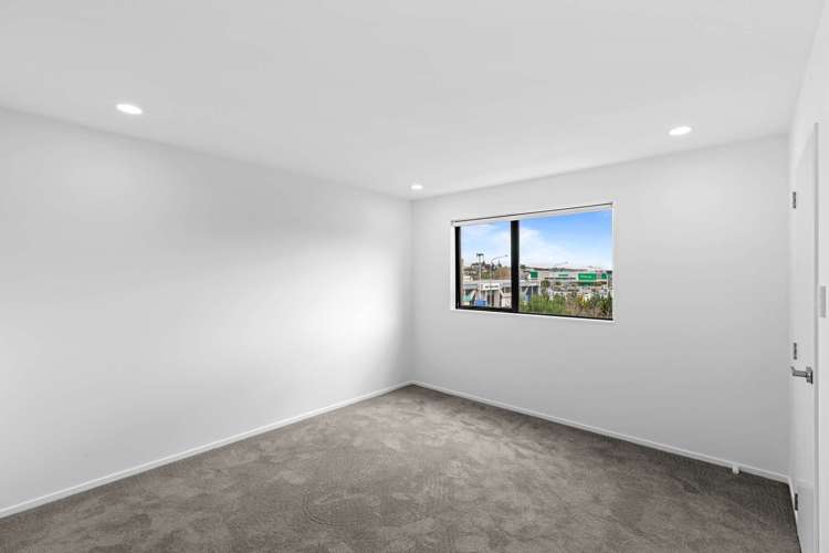 3/127 Stoddard Road Mount Roskill_13