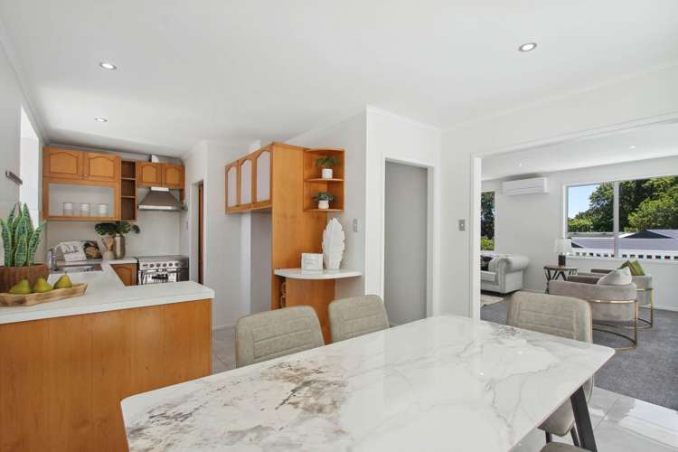 2/80 Cascades Road Pakuranga Heights_7