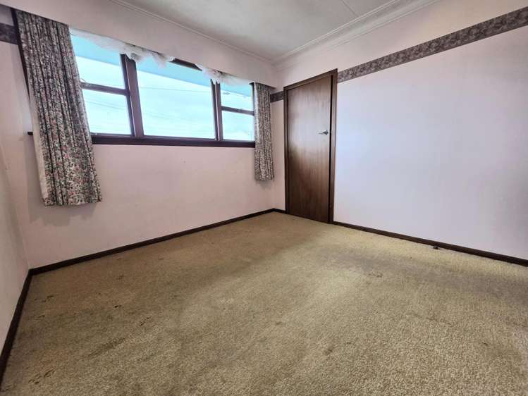 4 Glendale Crescent Holmes Hill_9