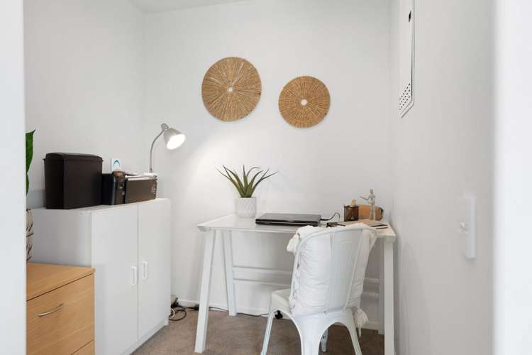 9 Puhirake Crescent Pyes Pa_21