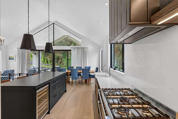 8 Collings Drive_4